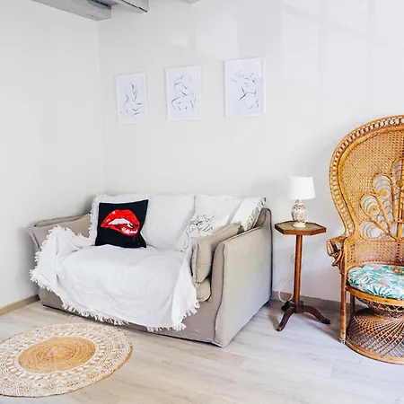 Loveroom Du Perche : Maison Avec Balneo 別荘 *