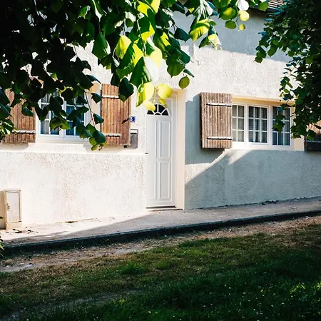 Loveroom Du Perche : Maison Avec Balneo 別荘