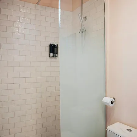 Loveroom Du Perche : Maison Avec Balneo 펜션 *