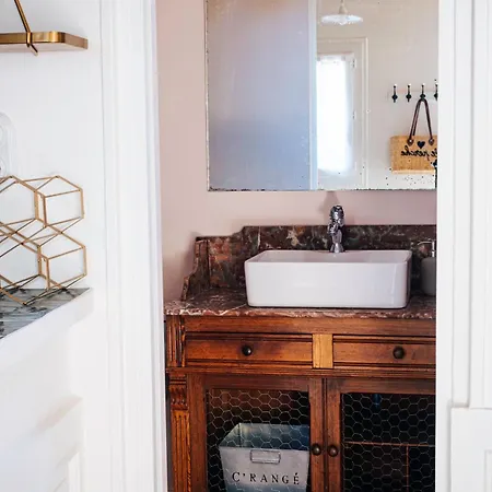 Loveroom Du Perche : Maison Avec Balneo 펜션