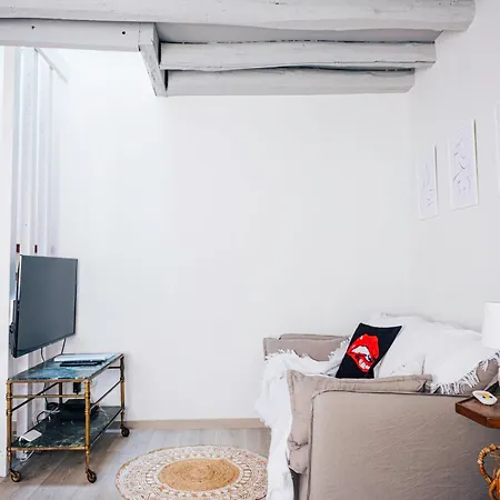 Loveroom Du Perche : Maison Avec Balneo 펜션 *