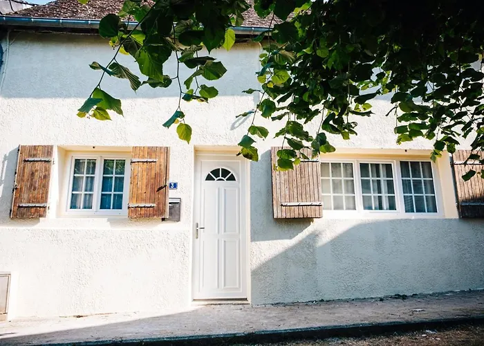 Loveroom Du Perche : Maison Avec Balneo بيت للعطل *
