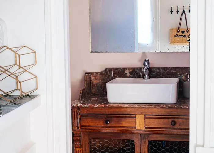 Loveroom Du Perche : Maison Avec Balneo بيت للعطل