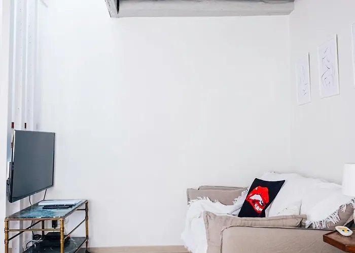 Loveroom Du Perche : Maison Avec Balneo بيت للعطل *